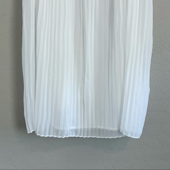 NWT BCBGeneration White Pleated Mini Dress size S - Picture 4 of 8